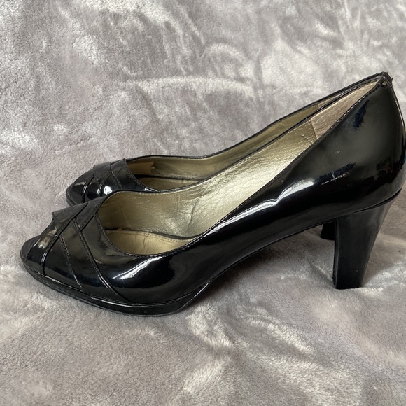 Liz Claiborne heeled peep toe classic pump shoe - Picture 2 of 7